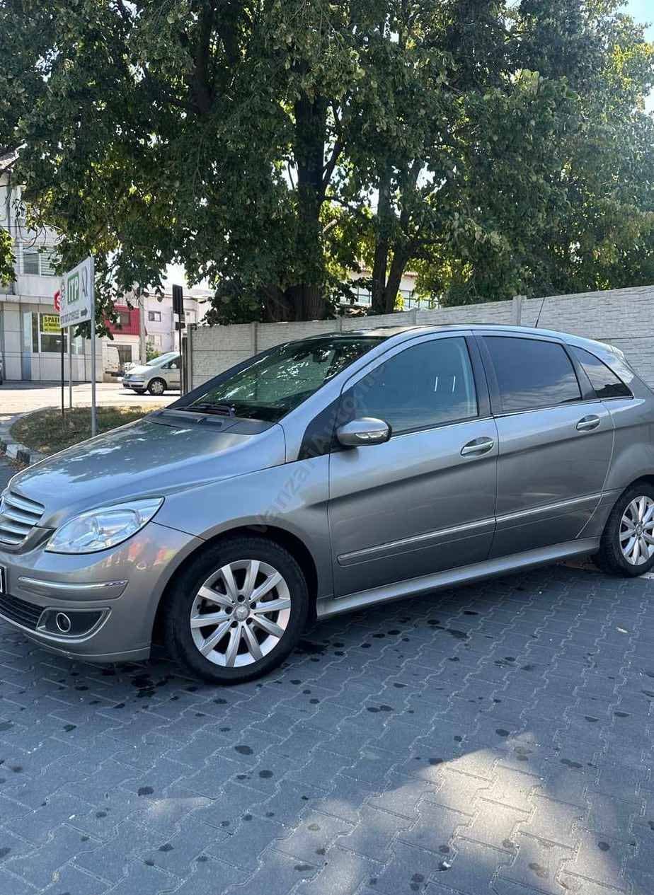 Mercedes-Benz B